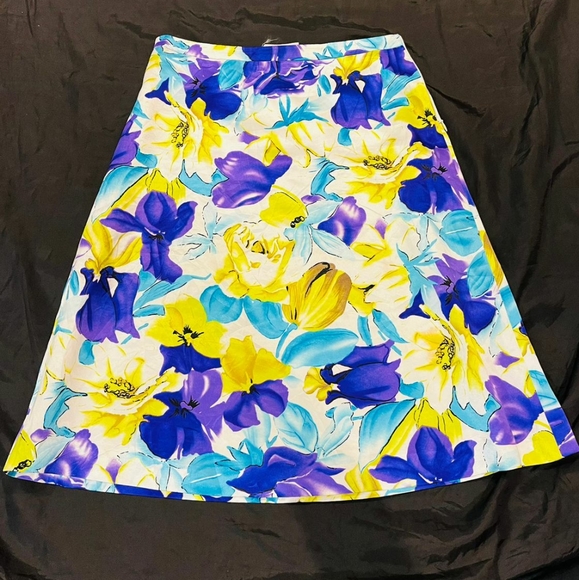 Floral high waist satin skirt - Picture 6 of 9